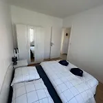 Maison Azur Riviera * Антиб