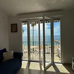 Maison Azur Riviera Lägenhet *