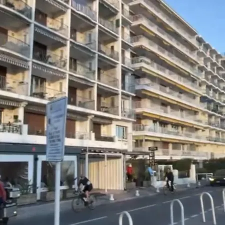 Maison Azur Riviera 公寓 昂蒂布