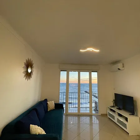 Maison Azur Riviera *