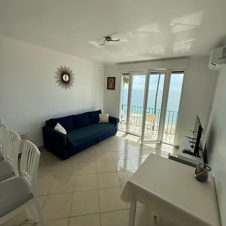 Maison Azur Riviera * Antibes