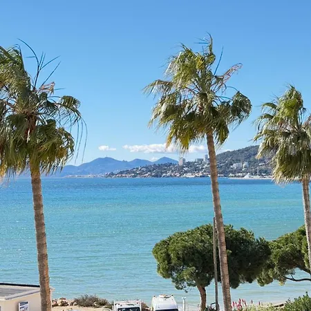 Апартаменти Maison Azur Riviera