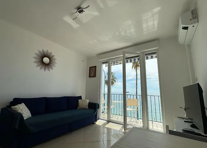 Maison Azur Riviera *